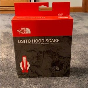 The North Face Osito hood scarf